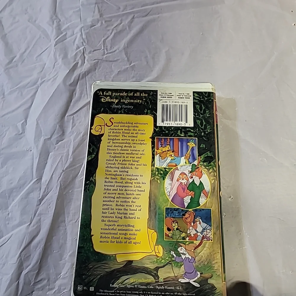 Disney Robin Hood VHS Tape